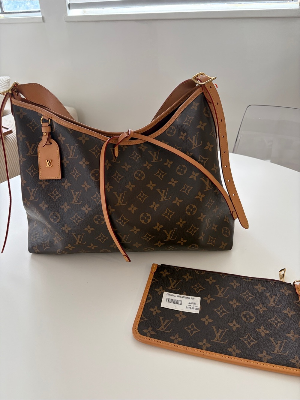 Louis Vuitton carryall MM